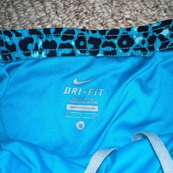 Womens Nike Dri-fit Running Shorts Small - Picture 3 of 5